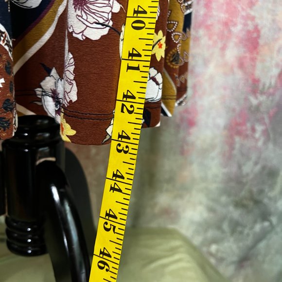 ๐Bodyflirt Retro Design Midi Soft Flowing Fabric Short Sleeves Viscose Dress - Picture 8 of 15